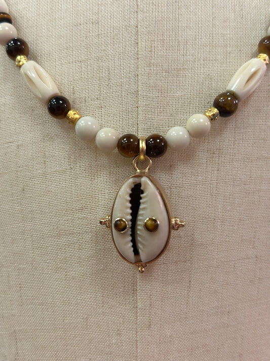 Natural Cowrie Shell with Natural Tiger's Eye Gemstones