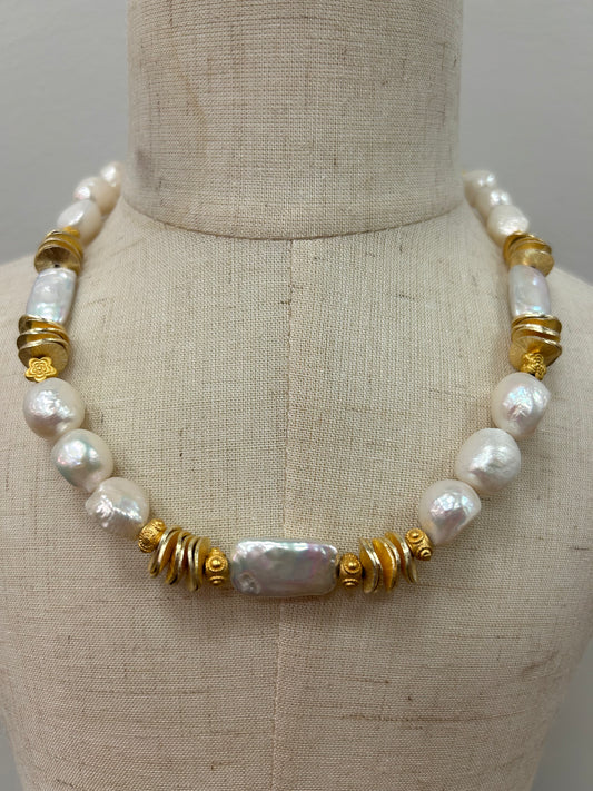 Mixed Pearl with Matte Gold Necklace